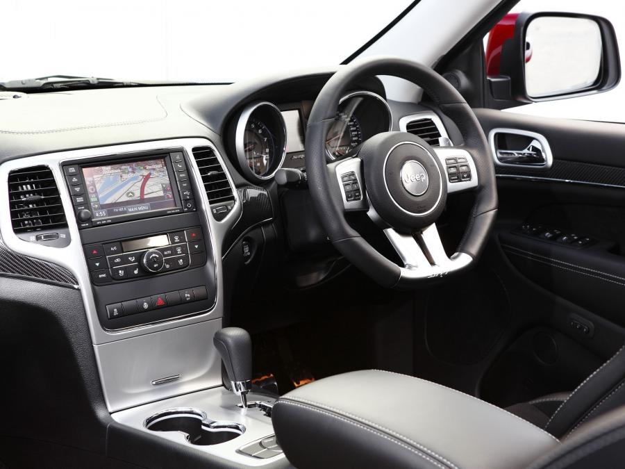  Jeep Grand Cherokee SRT8 2012 года  (AU) (фото 8 из 11)